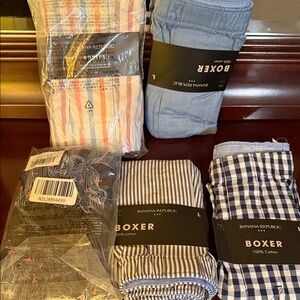 Banana Republic Men's Boxer Shorts - Blue and Striped Lot of 5 Pair Large